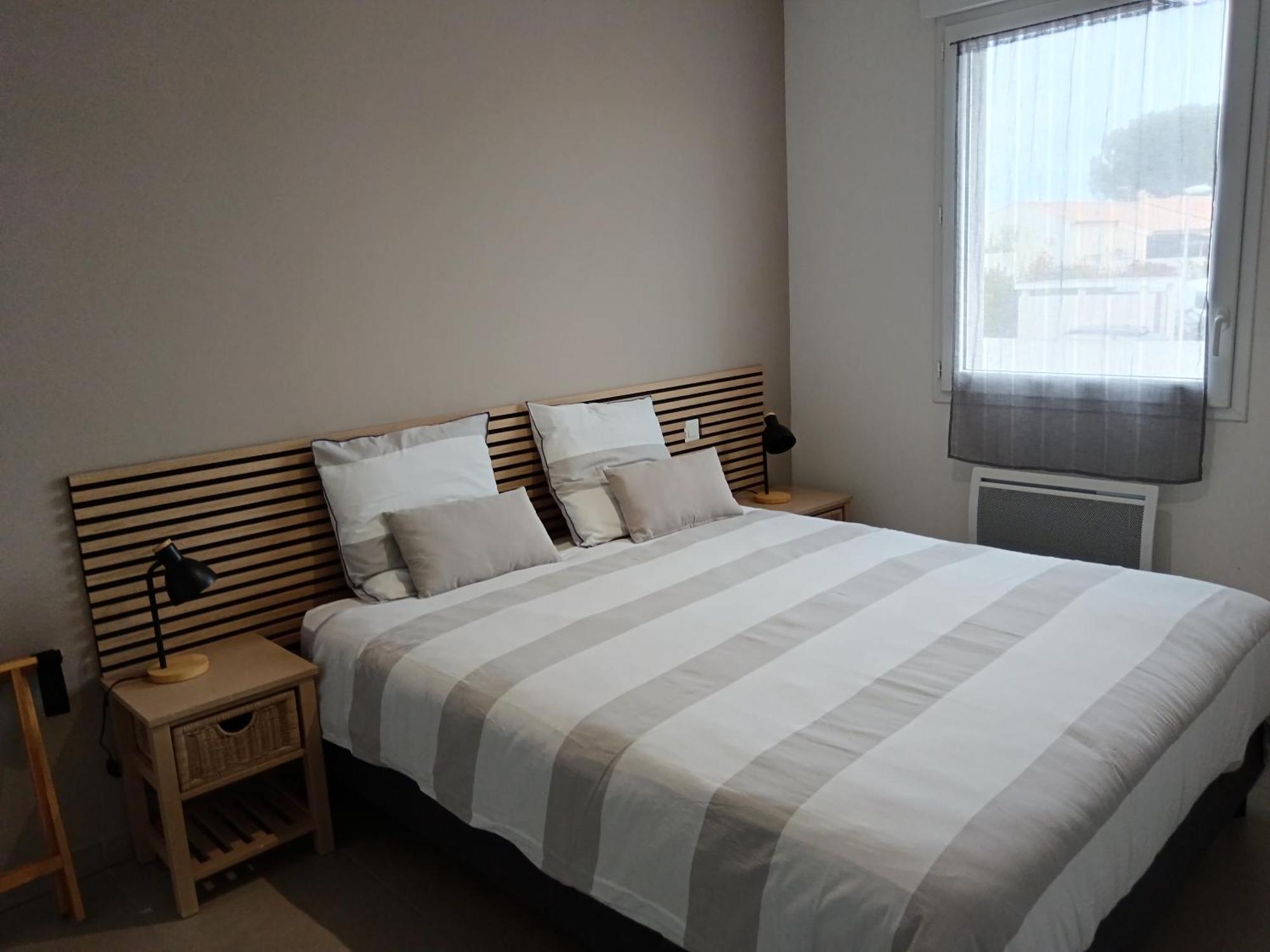 Appartement Colombiers Escale A La Noria Terrasse 4 Personnes Et Garage